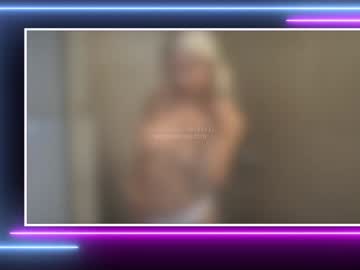 girl
        victoriahillova cam image #3930857