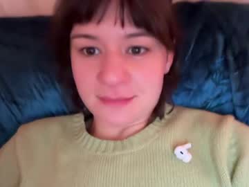 girl
        internet_famous cam image #1979719