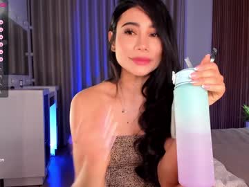 girl
        abie_owen cam image #1230156