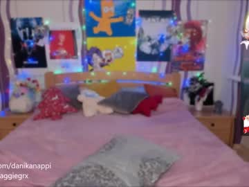 girl
        danikanappi cam image #2112633