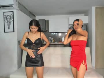 couple
        petites_perles cam image #3972721