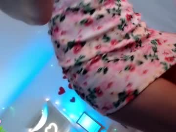girl
        amyvalentine cam image #2312546