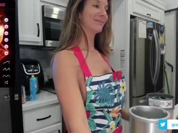 girl
        graciously3333 cam image #1959314