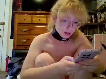 girl
        blonde_katie cam image #2740631