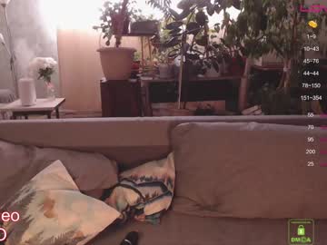 couple
        knock1knock cam image #892272
