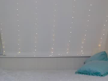 girl
        _little_misss cam image #1242594