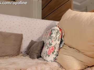 girl
        opaline4u_ cam image #1880372