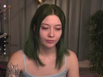 girl
        kina_ka cam image #3873507