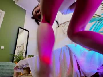 girl
        carly_coy cam image #11925