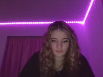 girl
        69thickchick69 cam image #2140532