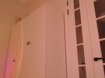 girl
        harley_blanco cam image #674239
