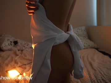 girl
        cassandra_diaz cam image #2293956