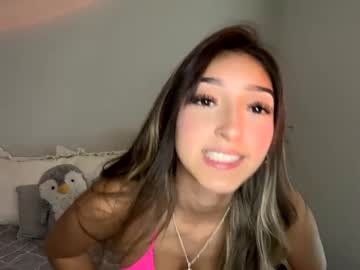 girl
        lilynang cam image #3474259