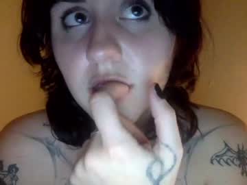 girl
        hazebabe99 cam image #188366