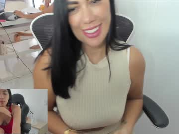 couple
        emillybrowm cam image #3774944