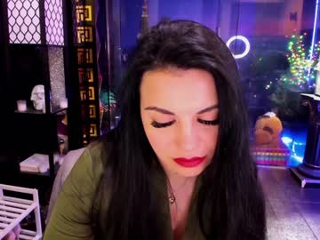 girl
        alma_pearl cam image #2715252