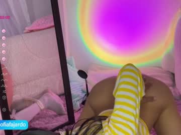 girl
        sweet_littleee cam image #445496