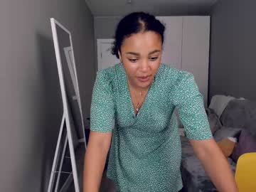girl
        lakysha_ cam image #1452254