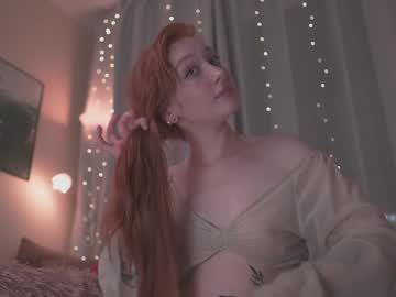 girl
        iara_mi cam image #4000285