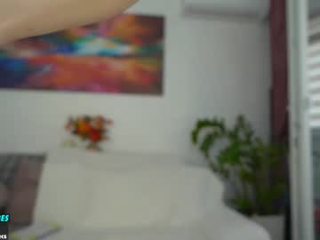 girl
        sweety_rinushka_ cam image #3573820