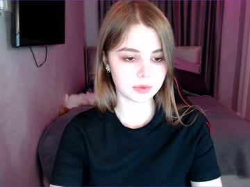 girl
        tripleprinces cam image #1611183