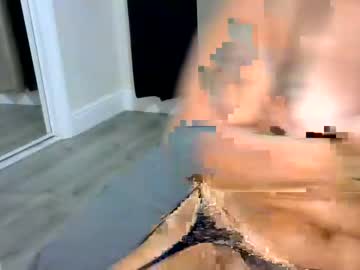 couple
        mature_white_milf cam image #1170151
