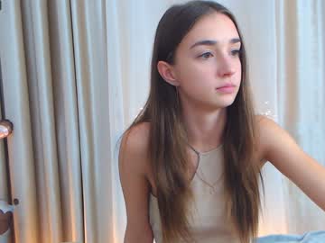 girl
        lana__j cam image #1638290