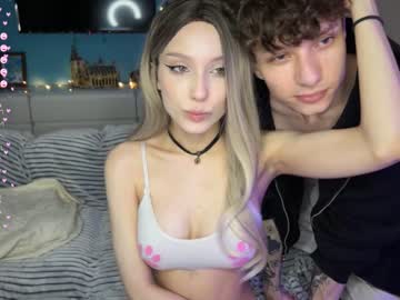 couple
        wendy_shyfox cam image #2763915