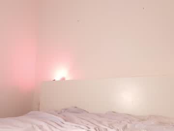 girl
        reei__ cam image #1260016