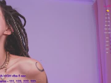 girl
        sapphirealice cam image #285591