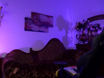 girl
        jessiccaburns cam image #498472