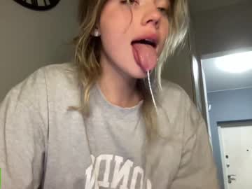 girl
        angel_from_sky cam image #1993552