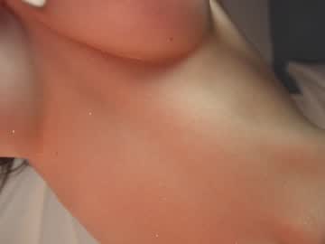 girl
        sunny_maria cam image #2689271