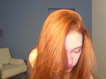 girl
        shirleywhitney cam image #2486741