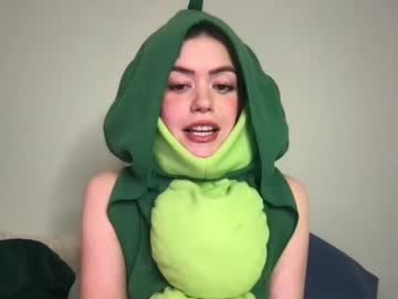 girl
        littlesugarpea cam image #2258845