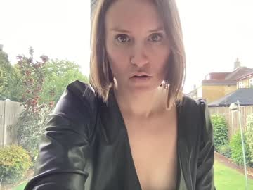 girl
        eatmypie69 cam image #3348874