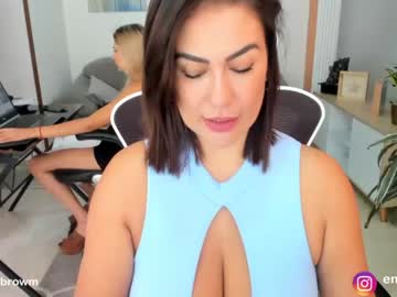 couple
        emillybrowm cam image #1668034