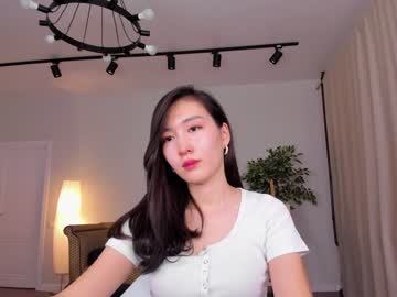 girl
        natsumiito cam image #1979927