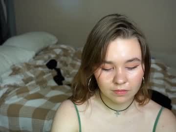 girl
        sugar__freee cam image #1419063