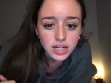 girl
        raycarterr cam image #4255876
