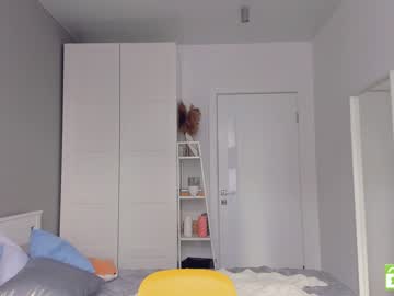 girl
        eleonora_linn cam image #1145982