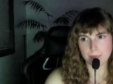 girl
        olivia8697 cam image #1097215