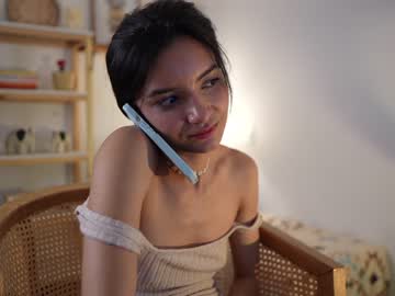 girl
        urcutelinda cam image #2636451