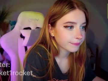 girl
        pocketrocket_ cam image #1224932