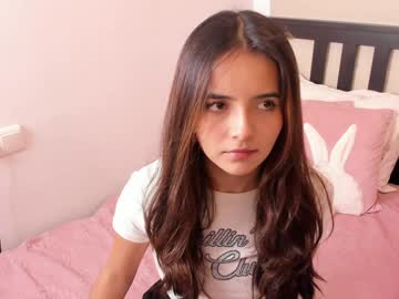 girl
        raychell_black cam image #4053896