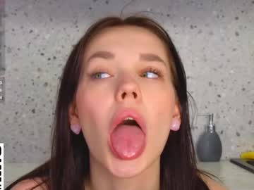 girl
        heaven_girlfriend cam image #4274935