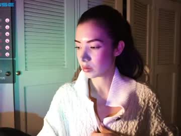 girl
        soifiee cam image #1302470