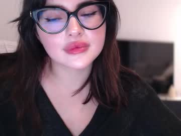 girl
        playnofuckinggames cam image #2409865