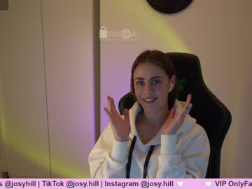 girl
        josyhill cam image #1942388