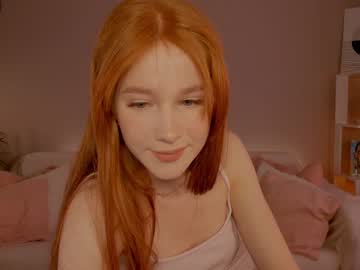 girl
        leahsthetics cam image #2599131